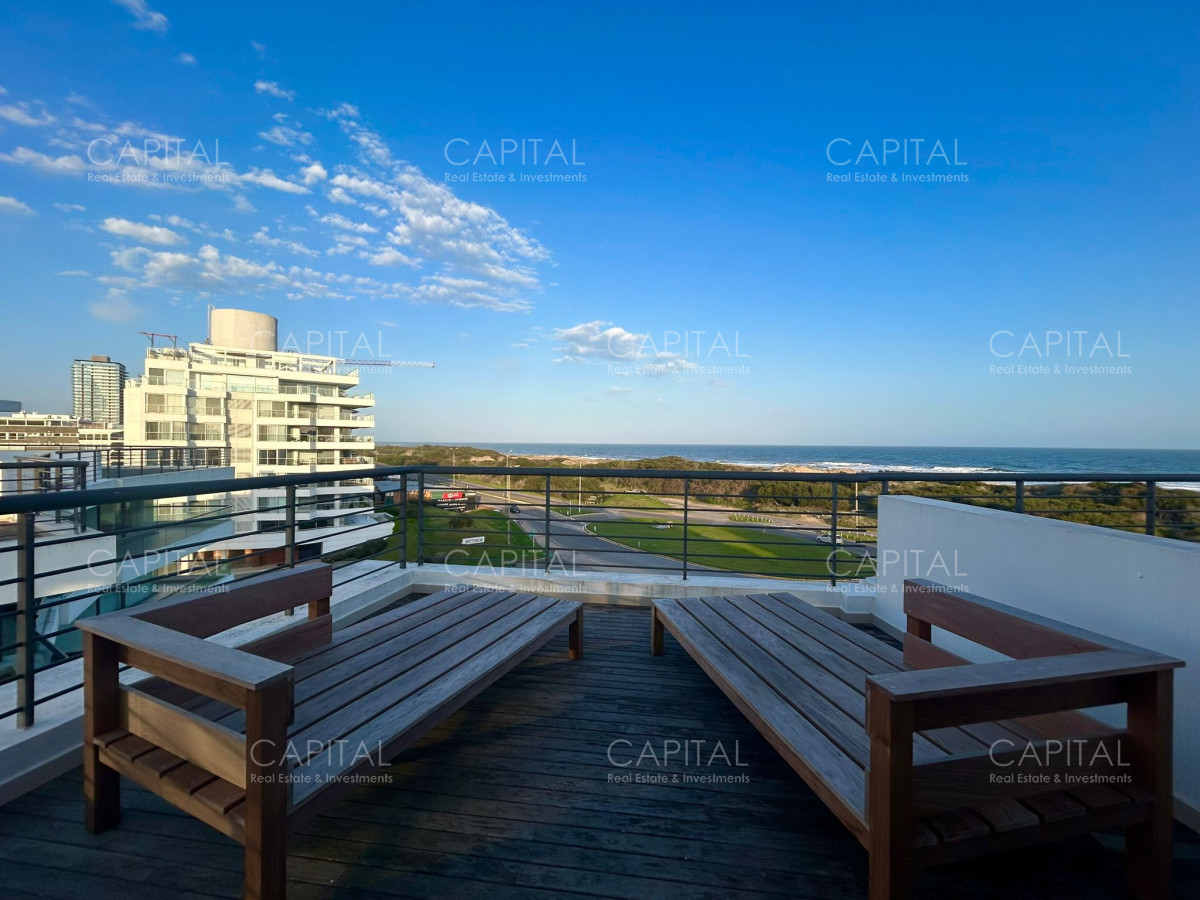 Apartamento ID.26732 - Venta Departamento Pent House Playa Brava Primera Linea Punta del Este