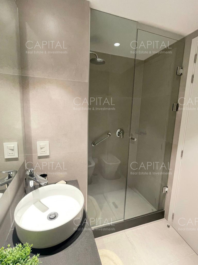 Apartamento ID.35376 - Venetian de tres dormitorios y dependencia en alquiler