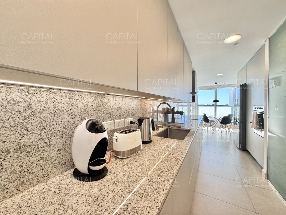 Apartamento ID.36779 - Le Parc III en venta esquinero piso alto en venta