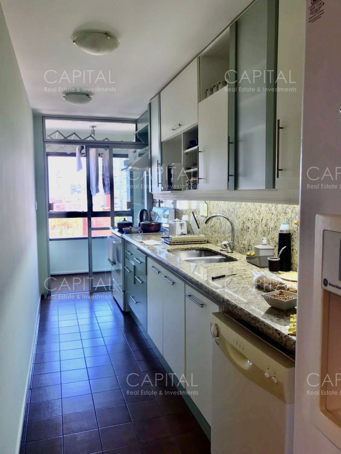 Apartamento ID.33822 - Apartamento de tres dormitorios y servicio en alquiler en TORRE AMALFI 
