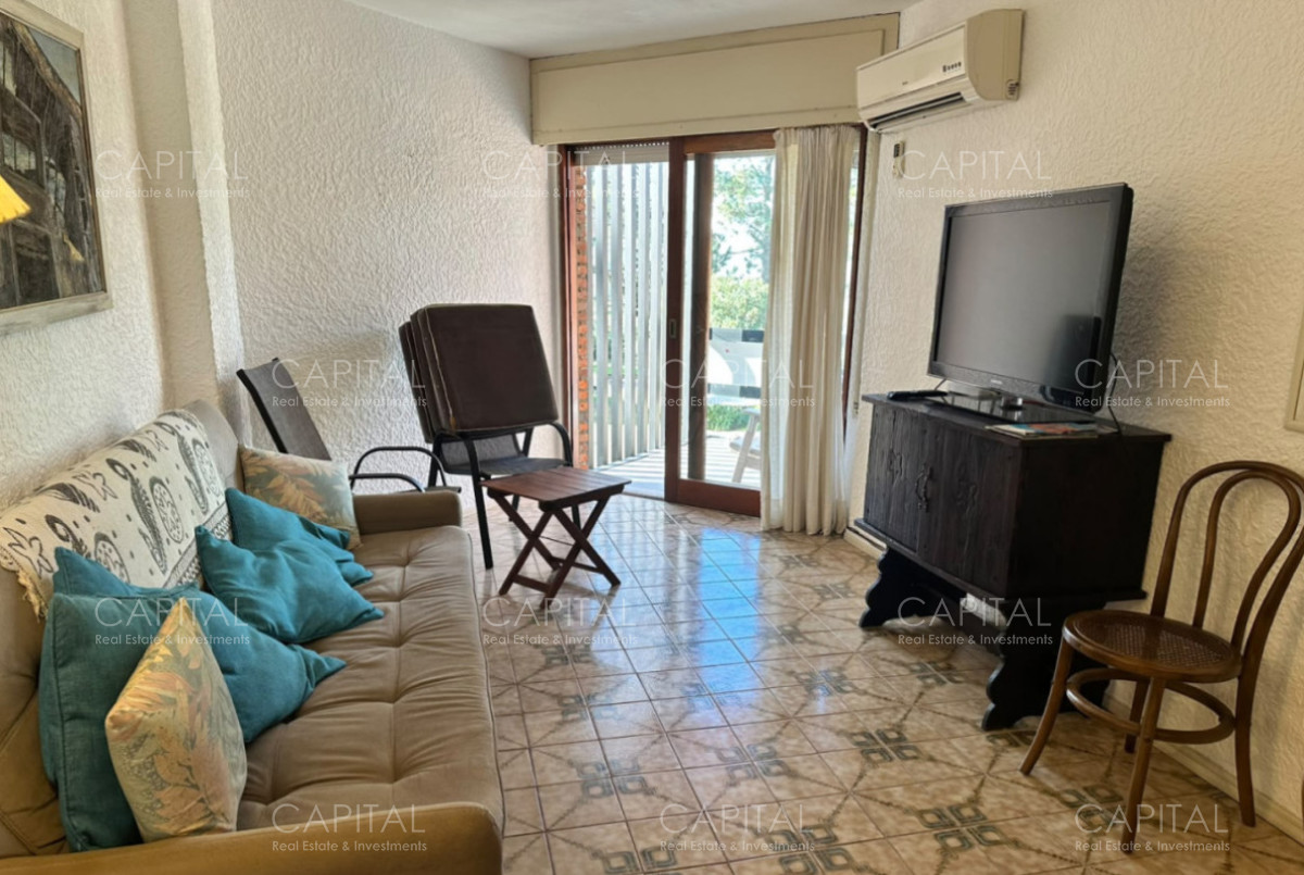 Apartamento de 2 Dormitorios en Aidy Grill, Punta del Este, foto 1