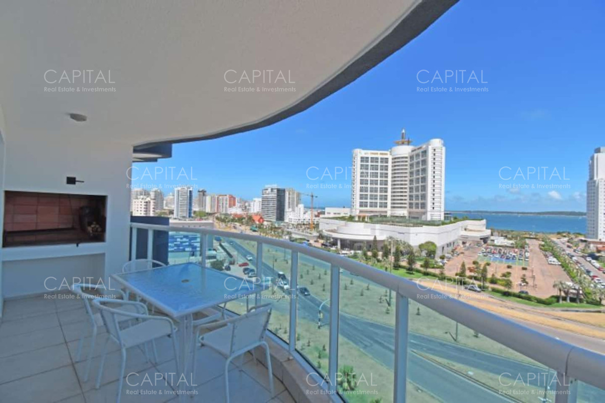 Apartamento ID.31748 - Apartamento Casino Tower en Venta de Dos dormitorios en Playa Mansa, Punta del este