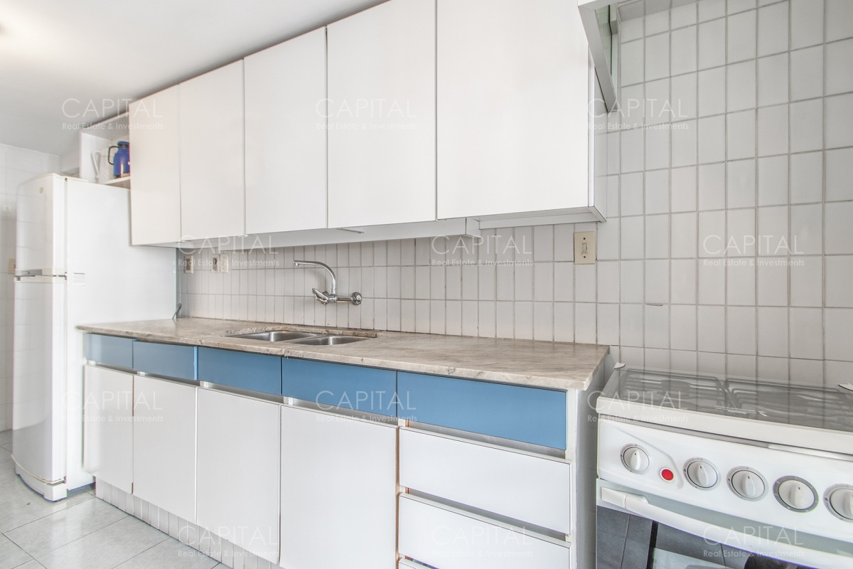 Apartamento ID.32842 - Apartamento con vista al mar en venta en Playa Mansa.