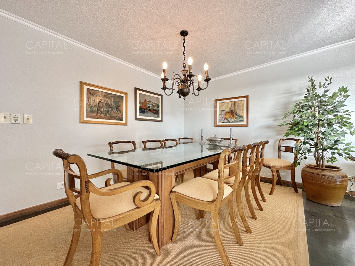 Apartamento ID.34218 - Apartamento de tres dormitorios y de dependencia de servicio, Puerto de Punta del Este.