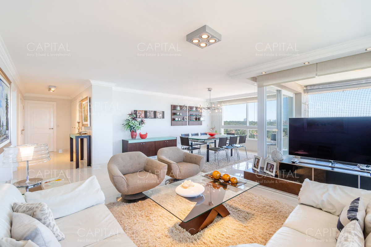 Apartamento ID.30320 - Apartamento de Tres dormitorios en venta Le Jardin
