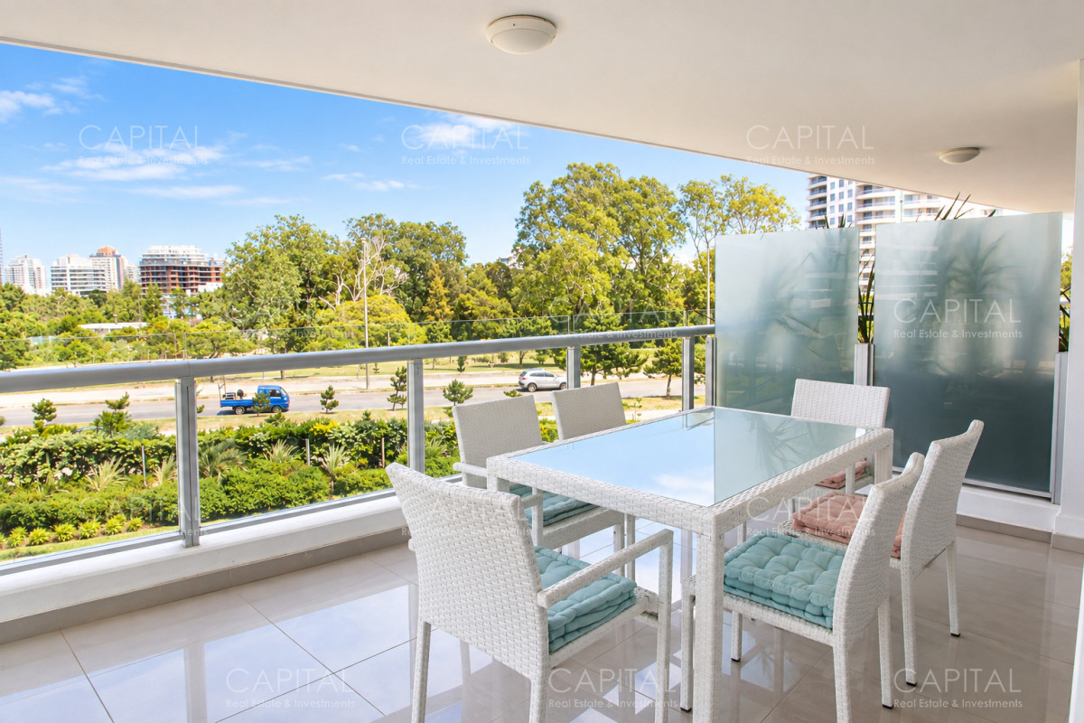 Apartamento ID.38831 - Departamento en venta 3 dormitorios en Torre One a 100 mts de Playa Brava
