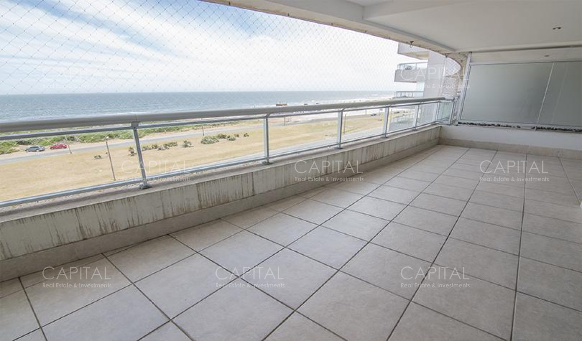 Apartamento ID.30471 - Apartamento central con isla en torre Premiun de Punta del Este - Torre Lobos, Playa Brava