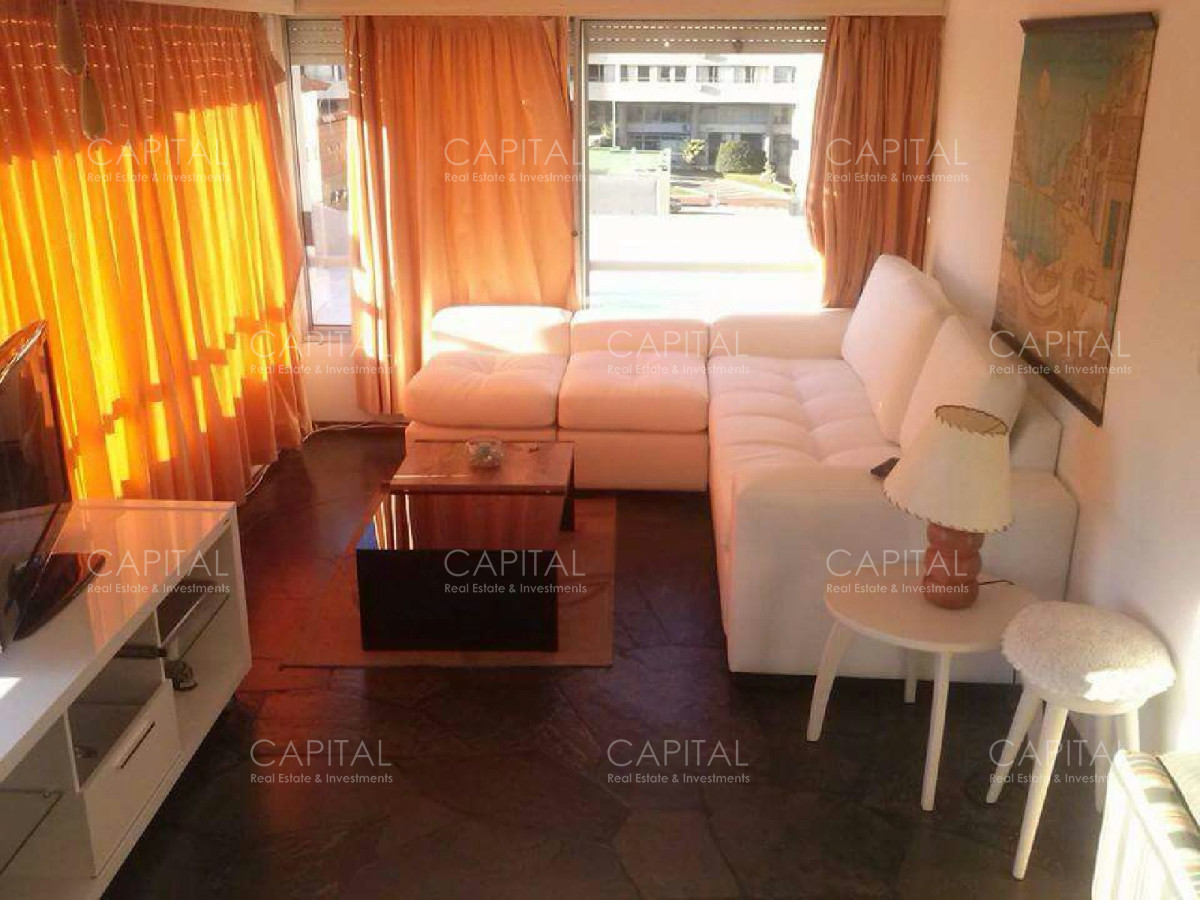 Apartamento ID.24992 - Apartamento en Venta, Península. Oportunidad!!