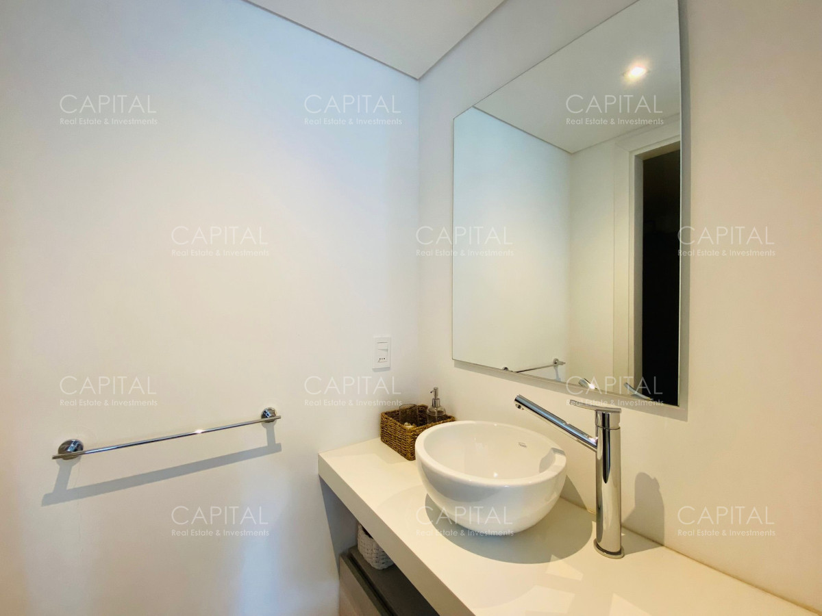 Apartamento ID.33008 - Apartamento en Venta Tres Suites y Dependencia Playa Brava