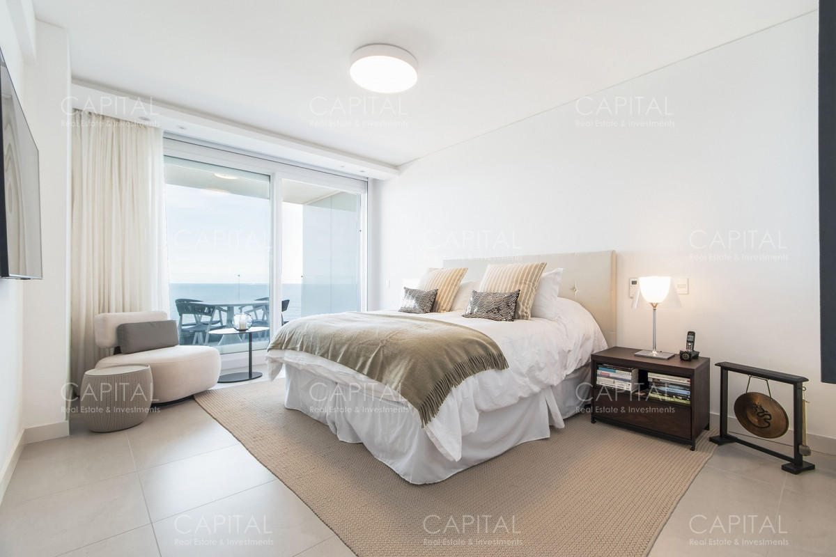 Apartamento ID.34933 - Le Parc 3 Punta del Este de tres dormitorios en Venta