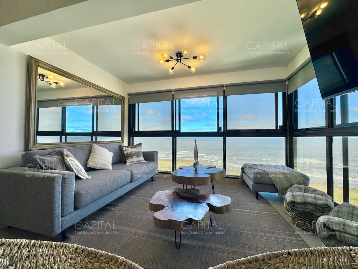 Apartamento ID.40014 - Apartamento en venta en Playa Brava frente al mar.