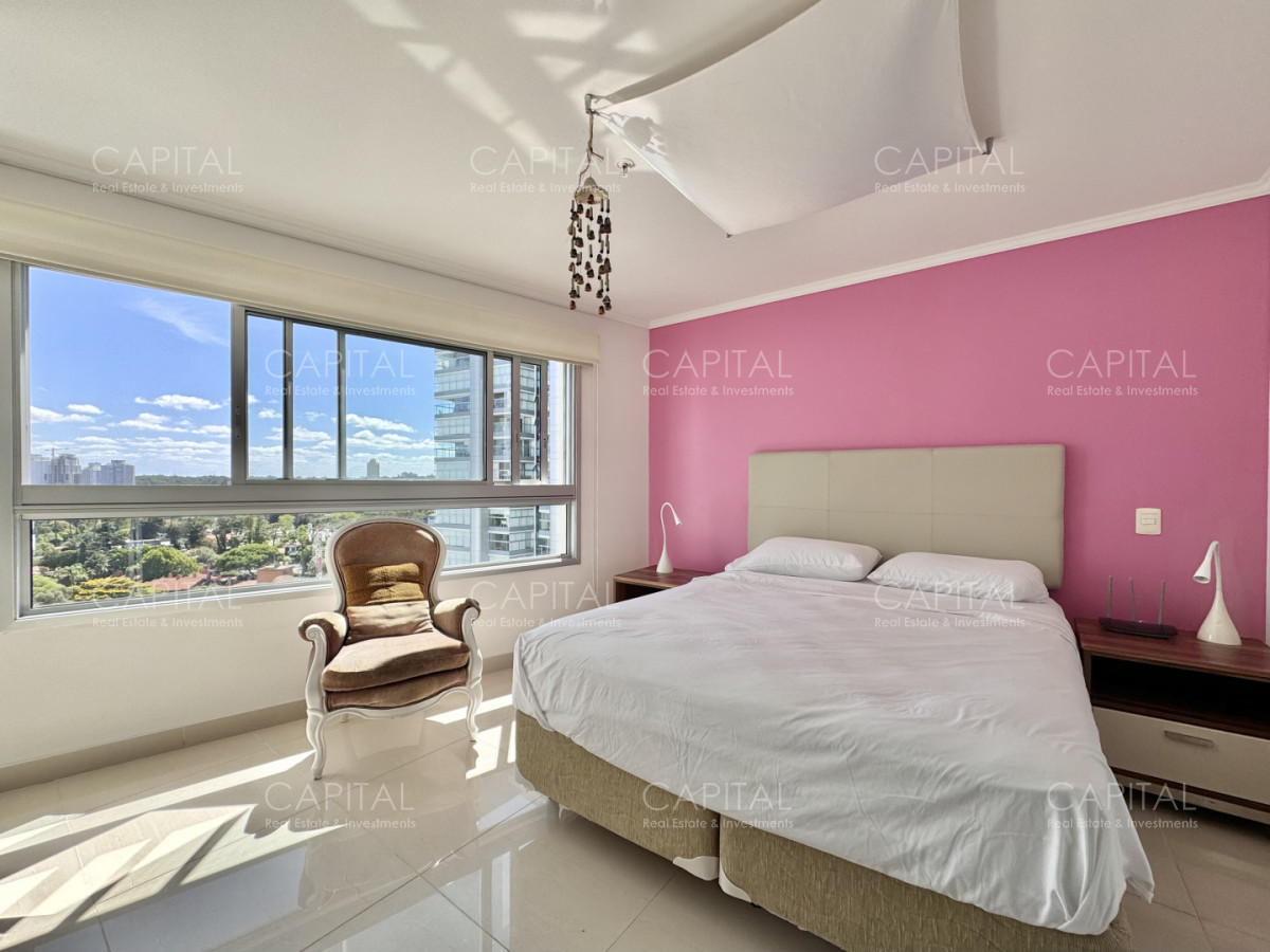 Apartamento ID.39738 - Apartamento de dos dormitorios con parrillero propio en alquiler, Playa Mansa, Punta del Este.
