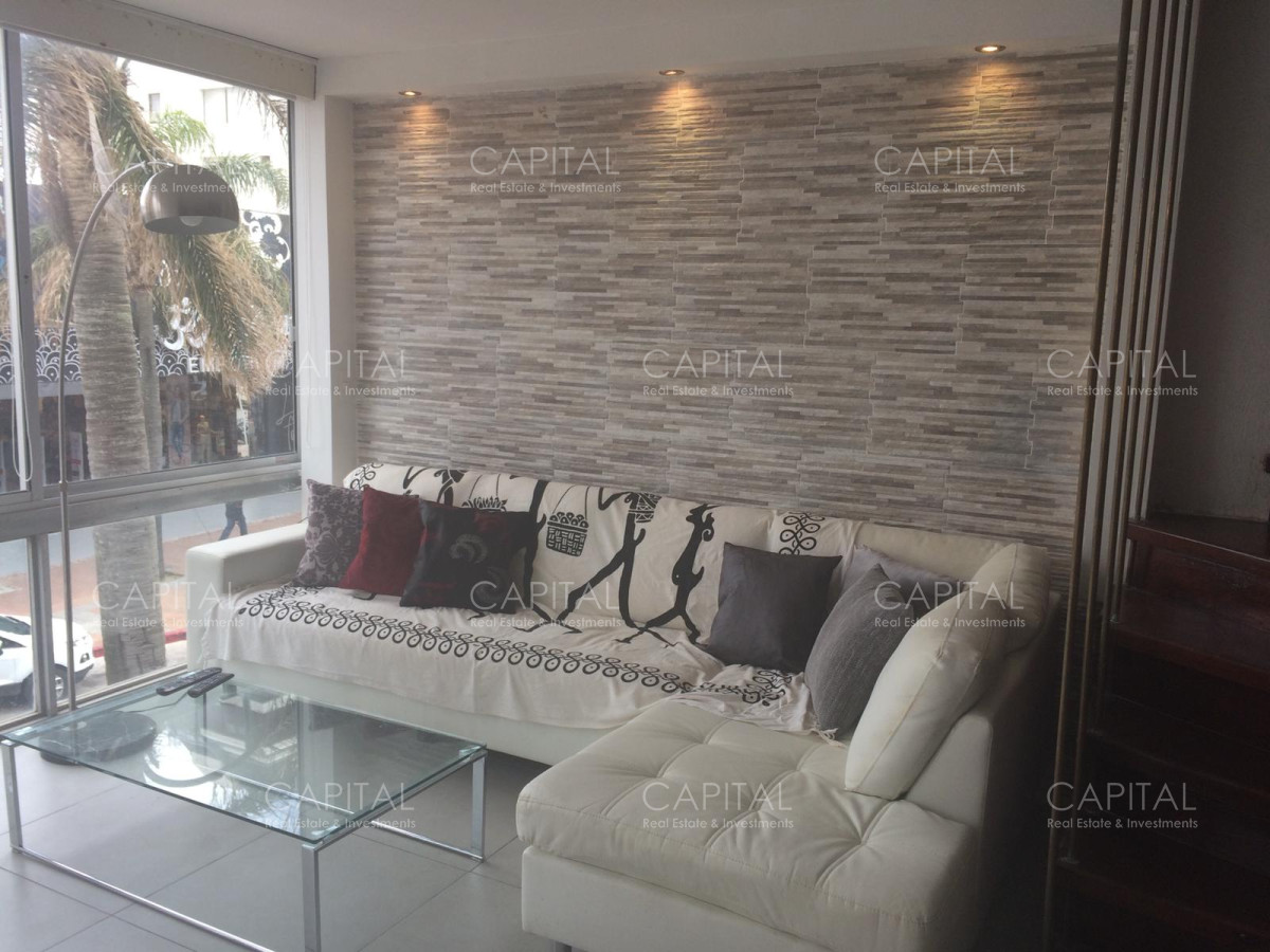 Apartamento ID.29496 - Apartamento de Tres Dormitorios en Península - Venta - Alquiler Temporada - Anual