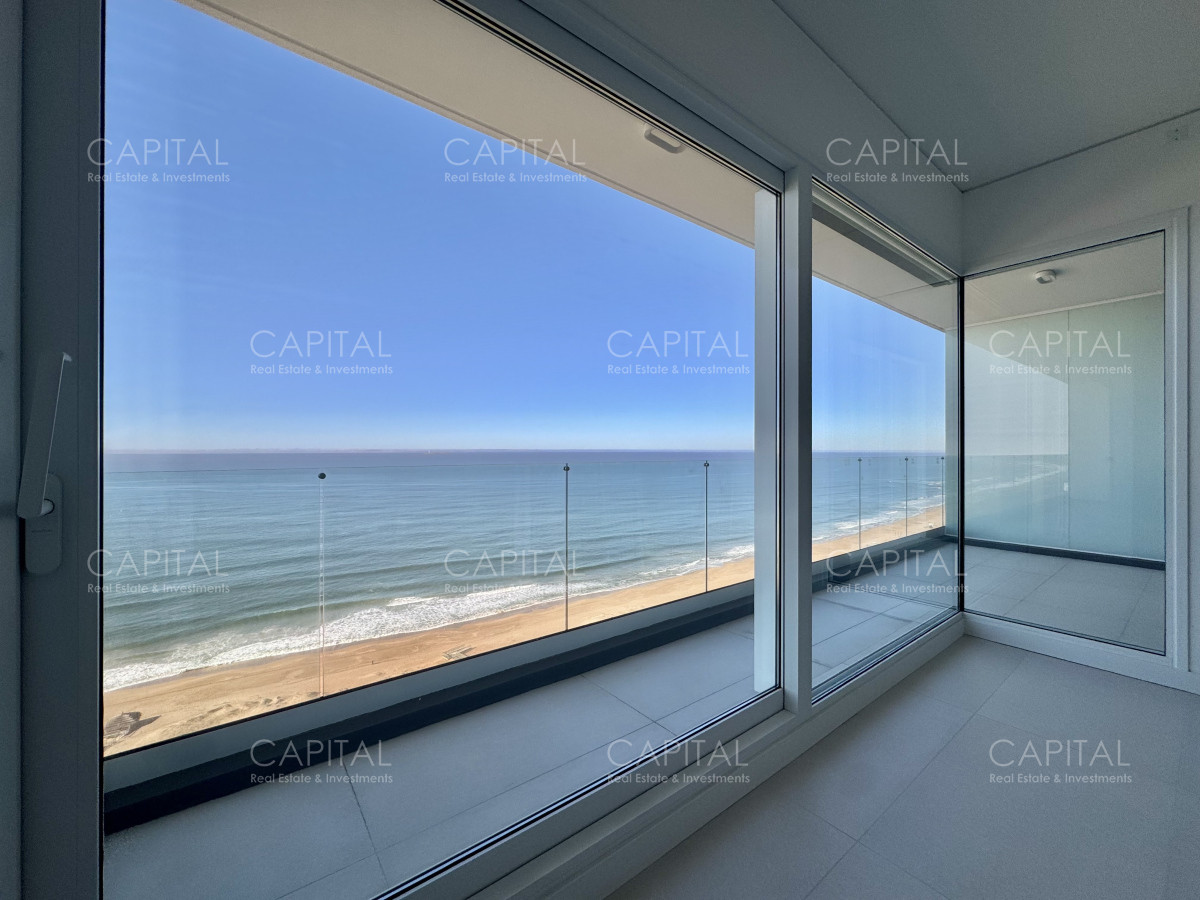 Apartamento ID.38866 - Le Parc IV de tres dormitorios piso alto en veta