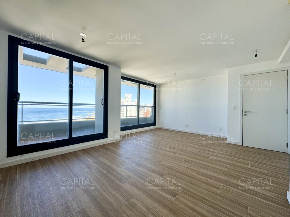 Apartamento ID.40072 - Unidad en venta de dos dormitorio con vista al mar, Playa Brava, Punta del Este