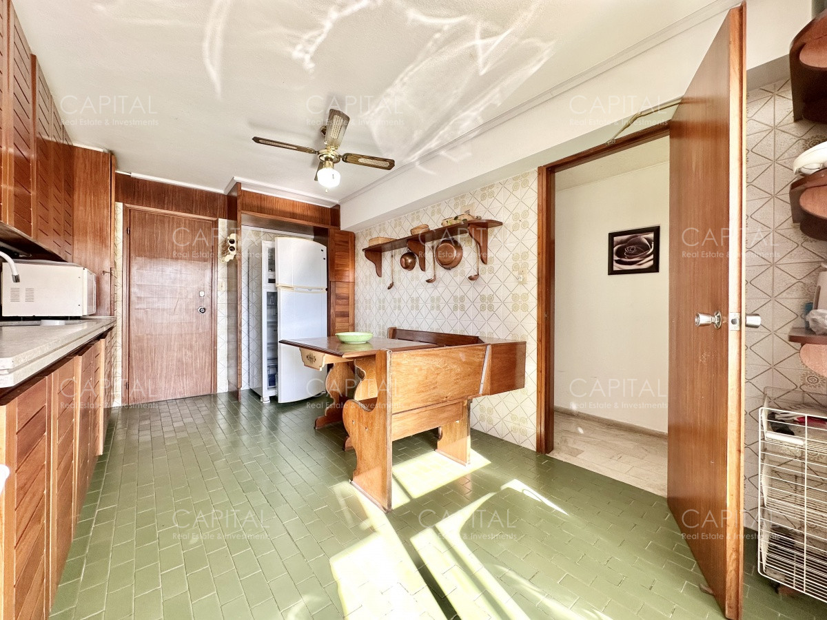 Apartamento ID.34525 - Apartamento de tres dormitorios y dependencia en venta Punta del Este