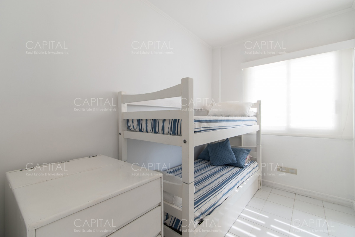 Apartamento ID.24988 - Alquiler Apartamento Frente al Mar Tres Dormitorios y Servicio