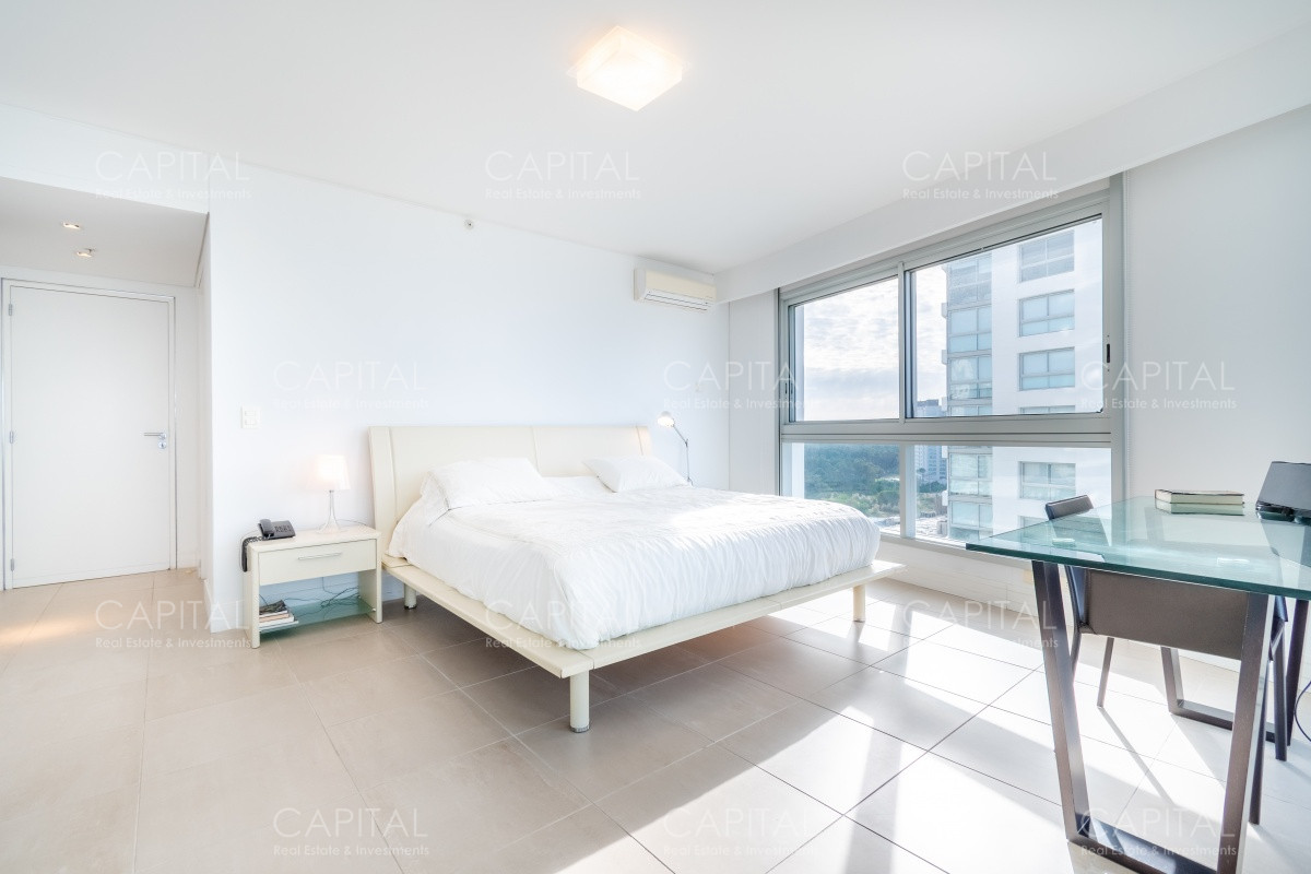 Apartamento ID.28119 - Departamento Le Parc Punta del Este En Venta Tres Dormitorios Mas Dependencia