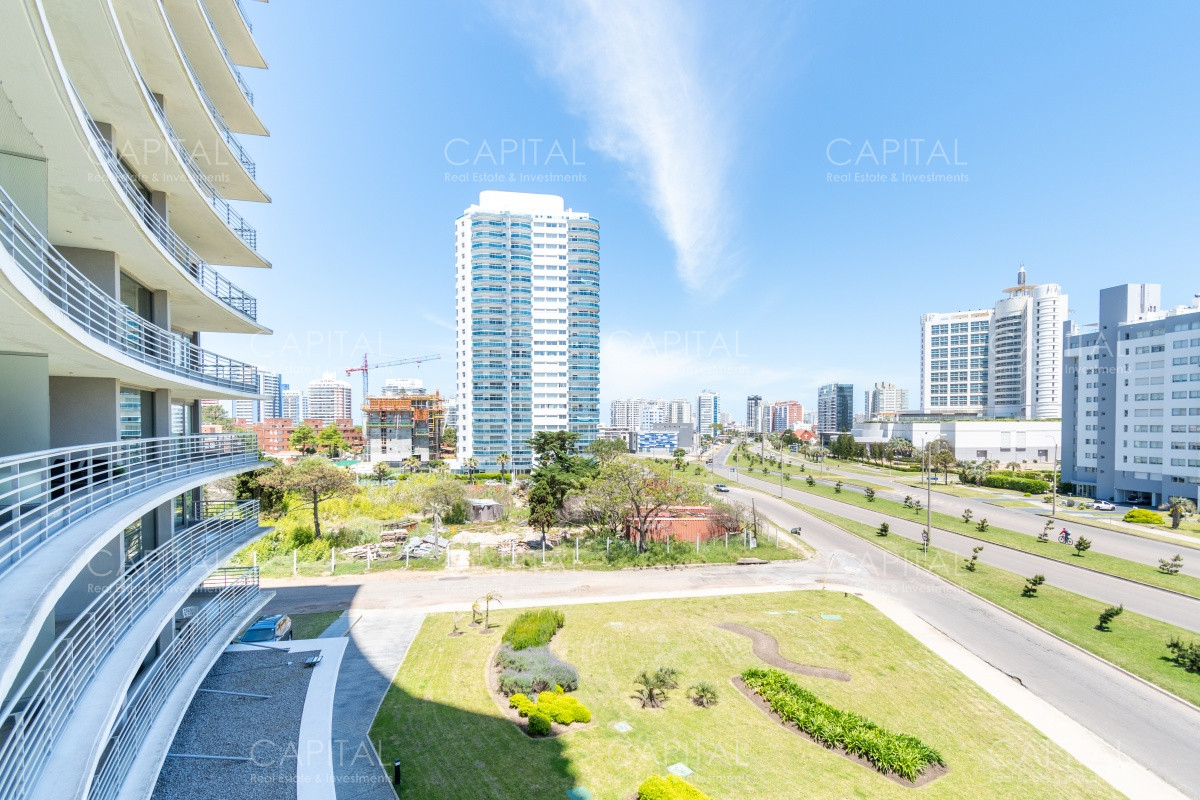 Apartamento ID.30105 - Alexander Boulevard Apartamento en Venta Dos Dormitorios Punta del Este