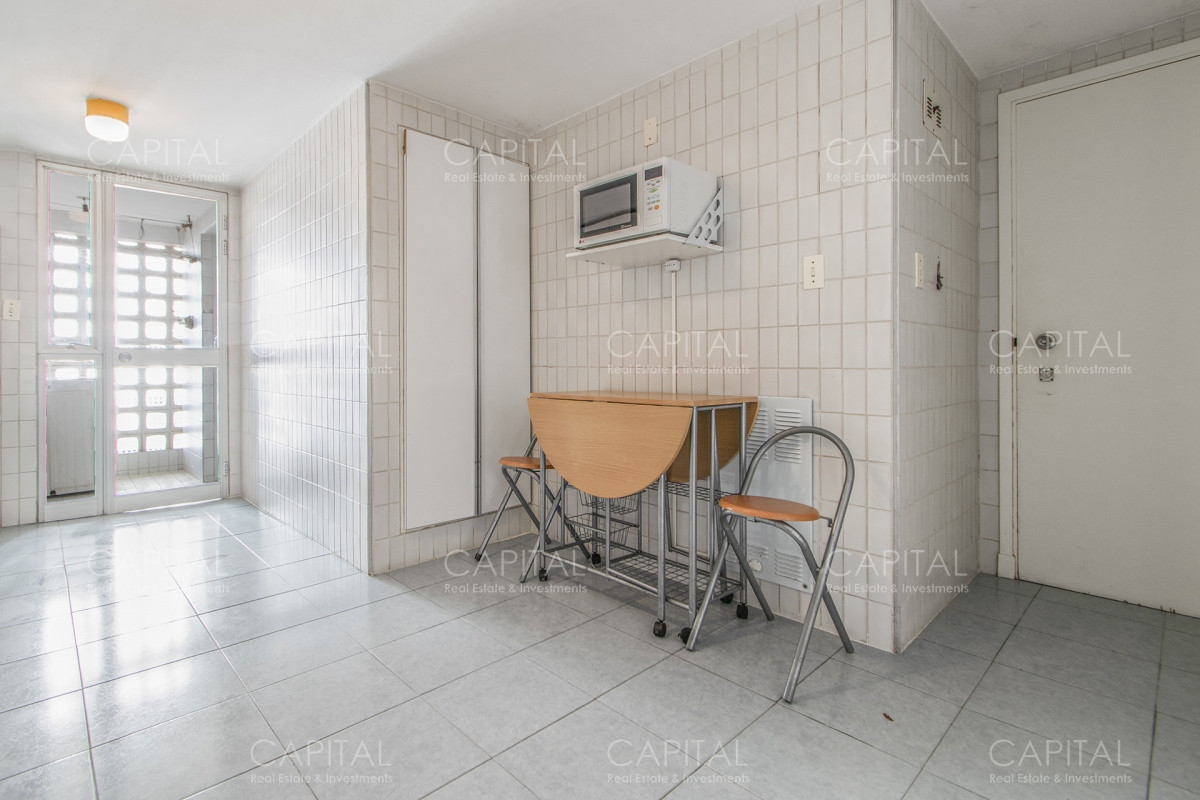 Apartamento ID.32842 - Apartamento con vista al mar en venta en Playa Mansa.