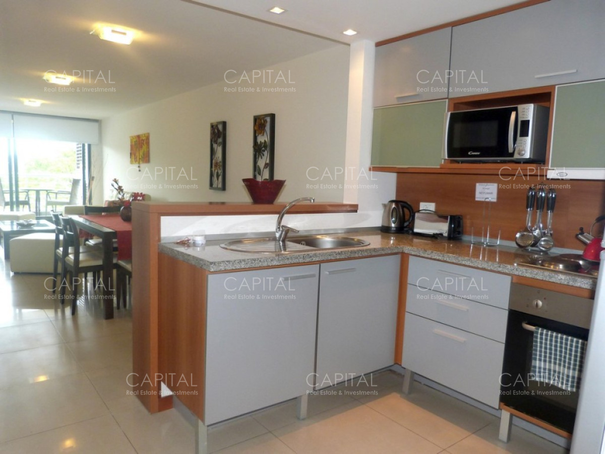 Apartamento ID.28377 - Apartamento de dos dormitorios en venta en torre con servicios con inmejorable ubicación