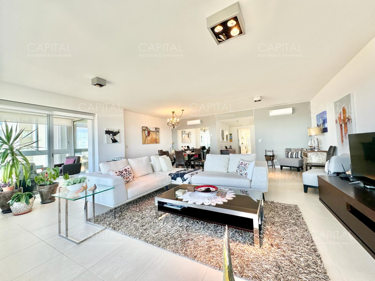 Apartamento ID.28204 - Le Parc Punta del Este Departamento Esquinero en Venta