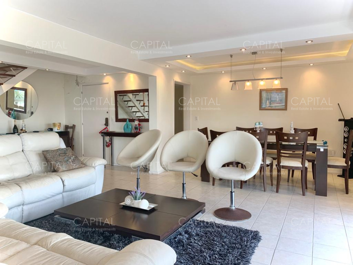 Apartamento ID.28994 - Penthouse Duplex de Tres Dormitorios en Venta + Parrillero Propio