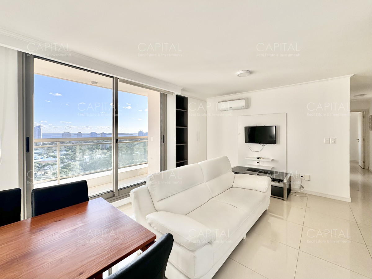 Apartamento ID.30740 - Excelente Apartamento de Dos Dormitorios con Vista al Mar - Punta del Este