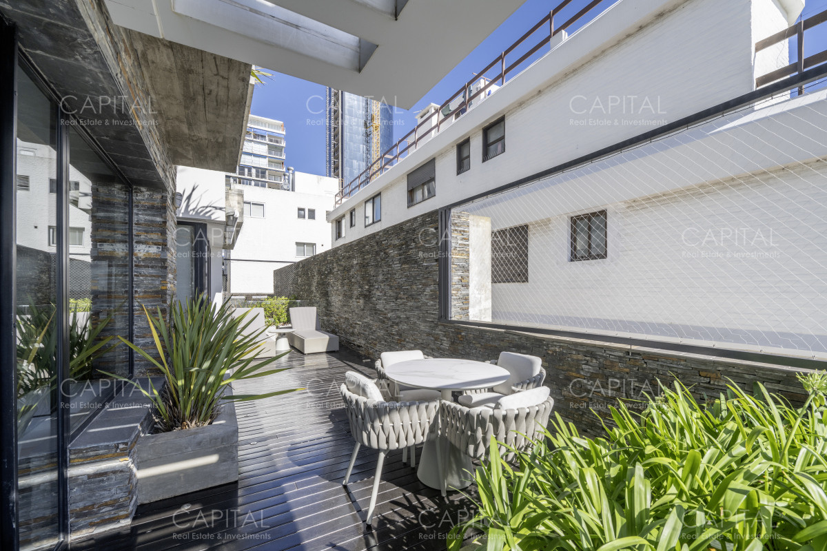 Apartamento ID.32557 - Departamento en Venta Primera Linea en Puerto Punta del Este