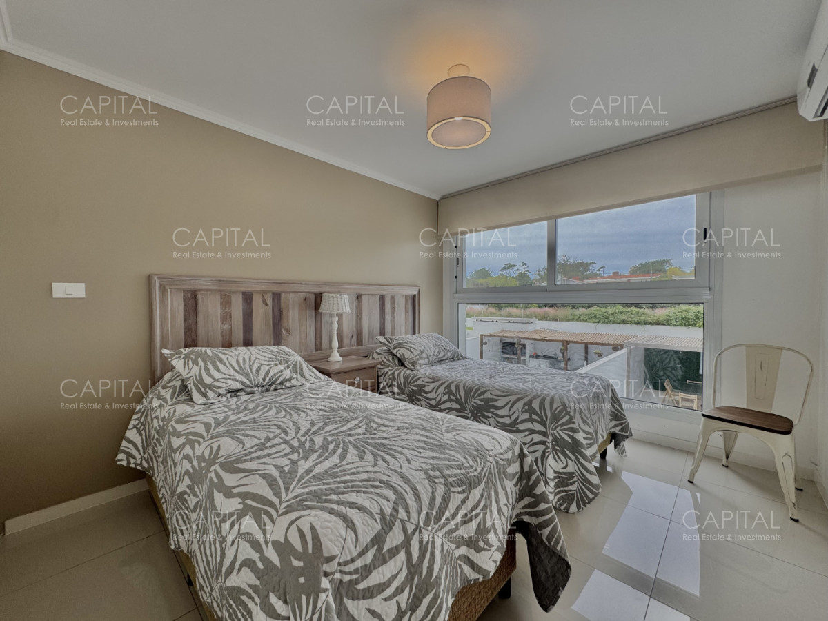 Apartamento ID.34832 - Apartamento de dos dormitorios y dependencia en Horizonte Playa Mansa