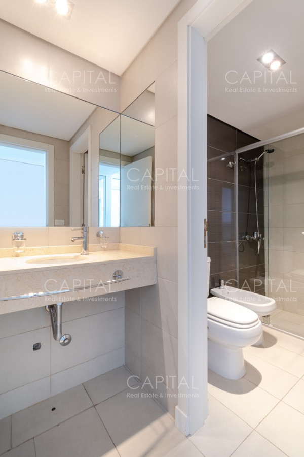 Apartamento ID.26546 - Apartamento en Venta - Playa Brava, Punta del Este
