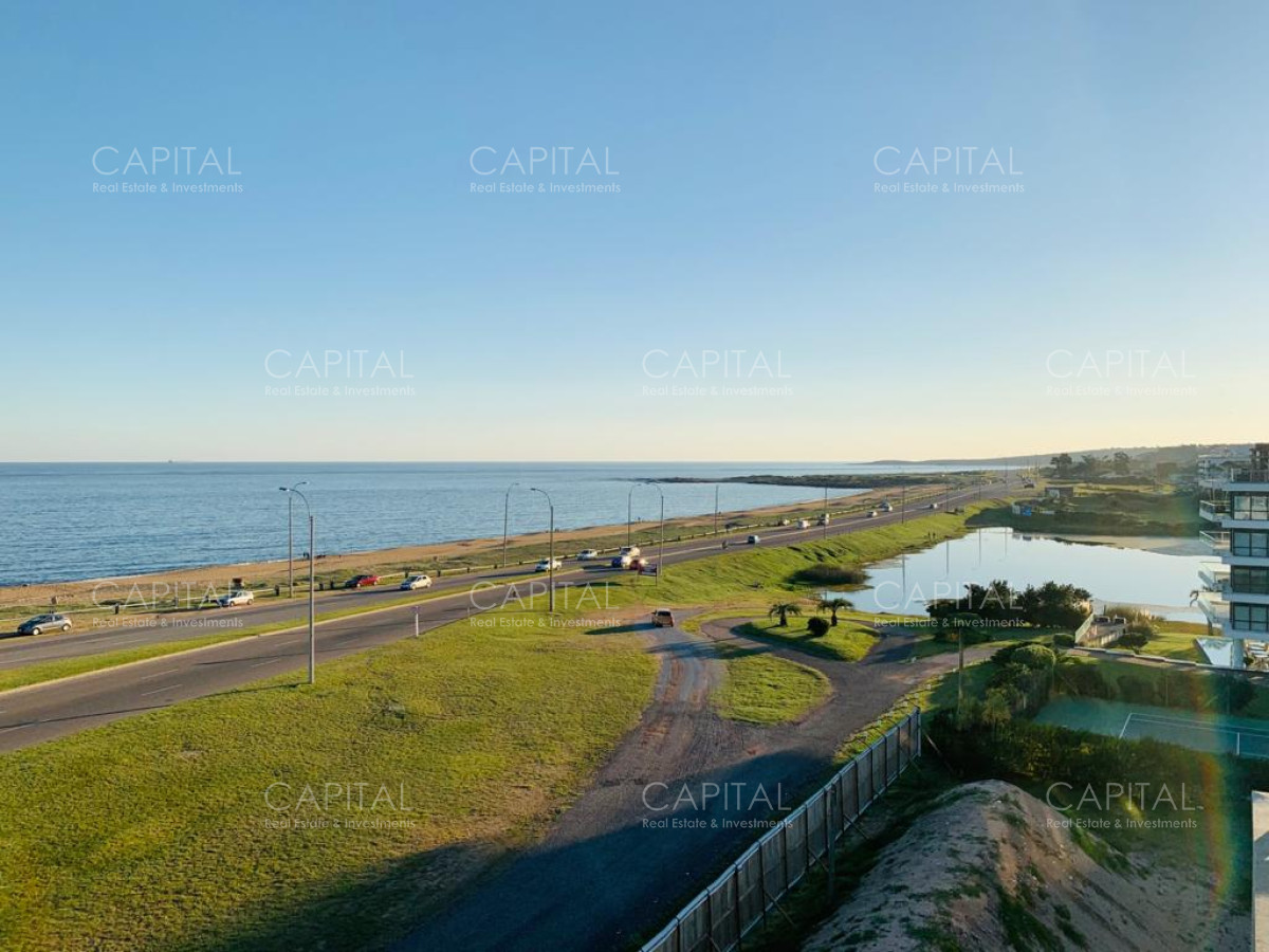 Apartamento ID.30996 - Moderno Penthouse a Estrenar de 3 Dormitorios frente a Playa Mansa - Venta