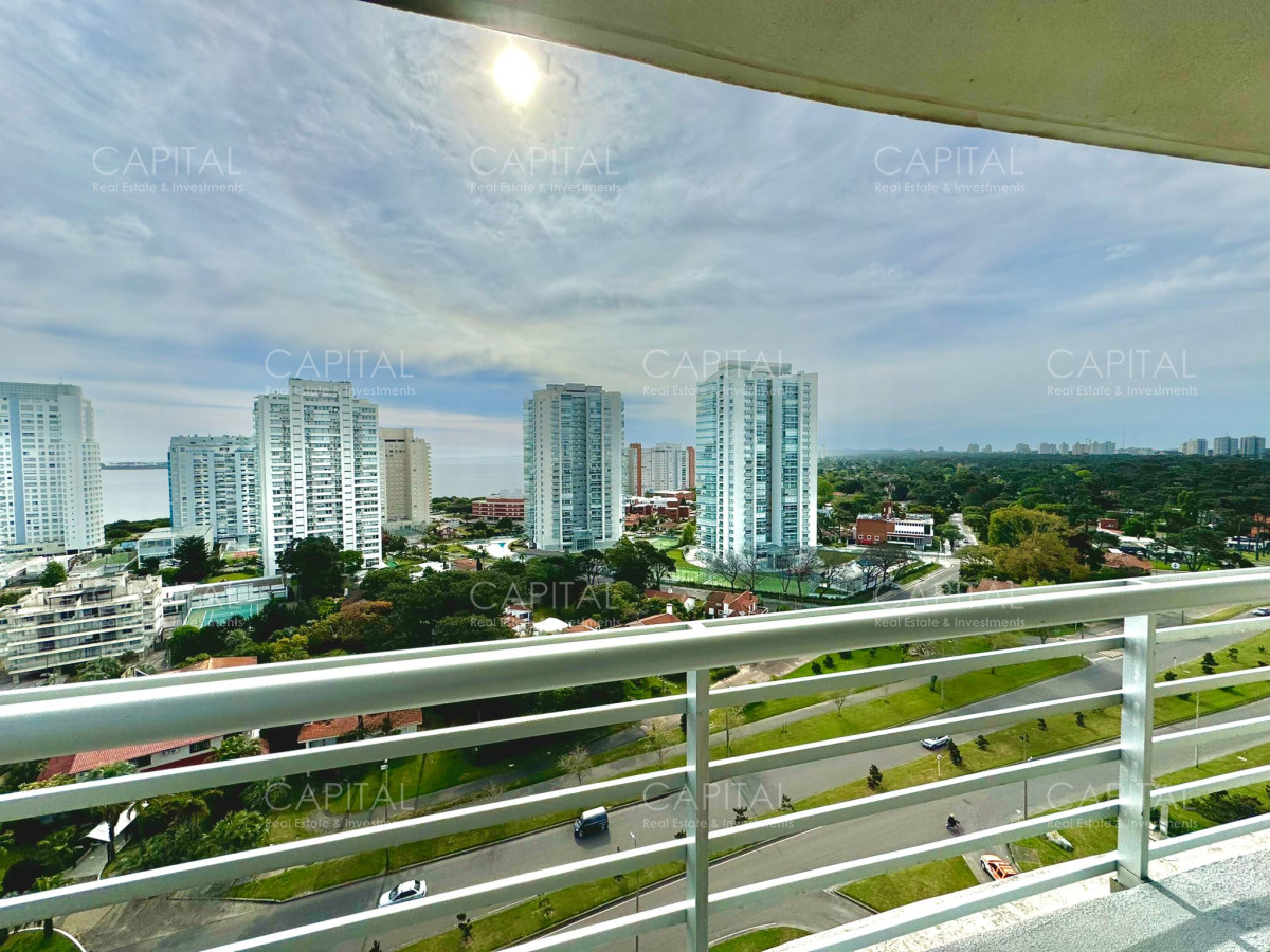 Apartamento ID.37064 - Alexander Boulevard en Venta de 2 Dormitorios con Vista al mar