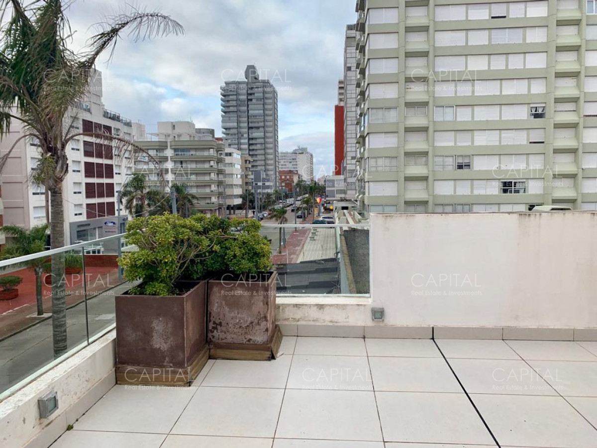 Apartamento ID.25870 - Apartamento de un dormitorio en alquiler anual, Punta del Este