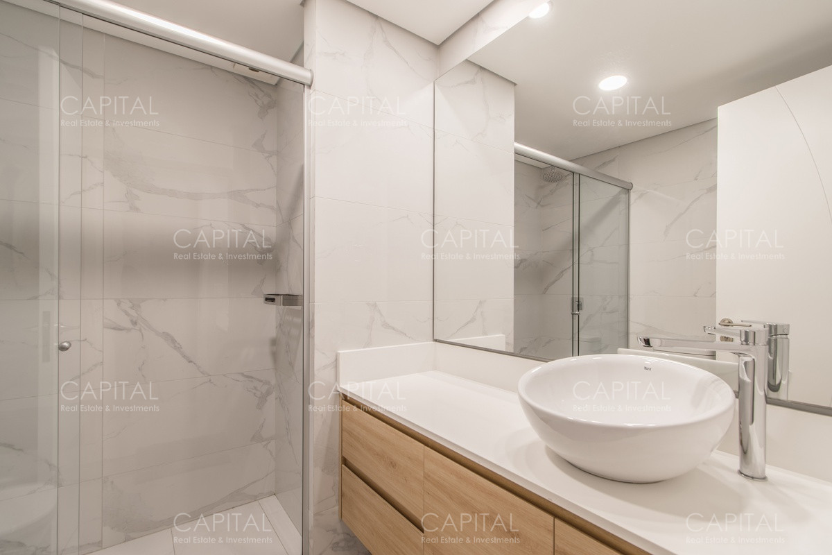 Apartamento ID.33607 - Apartamento De Tres Dormitorios En Suites + Dependencia En Paramount Smart Tower En Venta