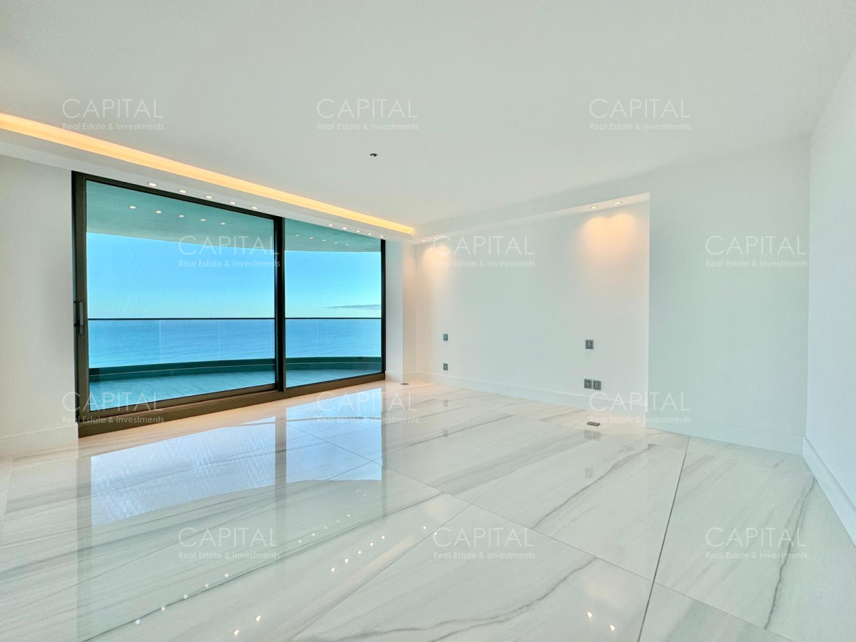 Apartamento ID.36499 - Fendi Chateau Residences Unificado en venta, Punta del Este, Playa Mansa