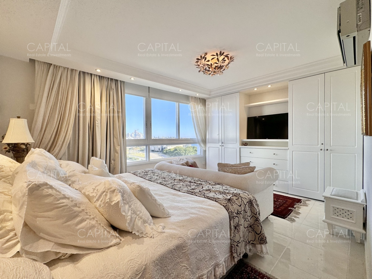 Apartamento ID.36640 - Apartamento en Venta Millenium Tower  Primera Linea, Playa Mansa 