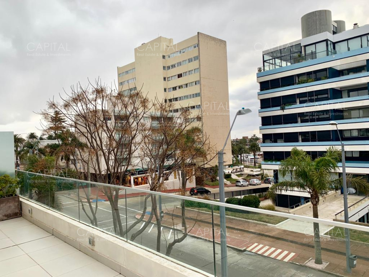 Apartamento ID.25870 - Apartamento de un dormitorio en alquiler anual, Punta del Este