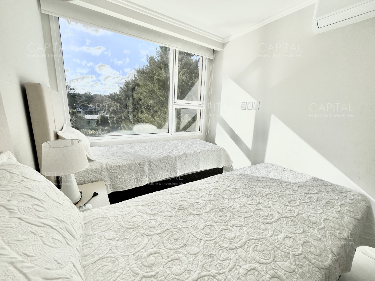 Apartamento ID.38449 - Apartamento en venta en edificio cruceros Punta del Este