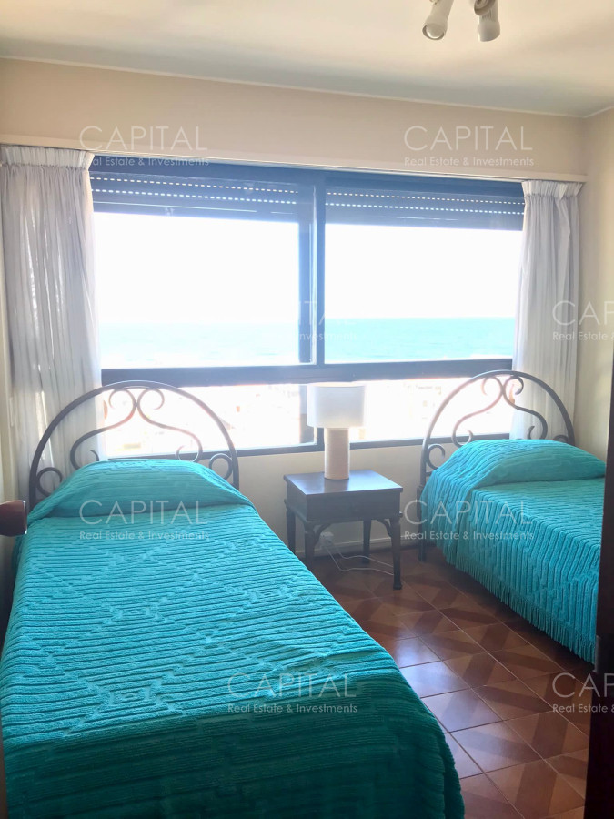 Apartamento ID.33822 - Apartamento de tres dormitorios y servicio en alquiler en TORRE AMALFI 