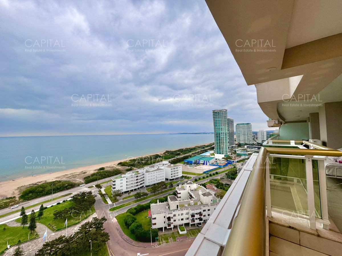 Apartamento ID.36992 - Le Jardin Unificado de Cuatro Suites y Dependencia 
