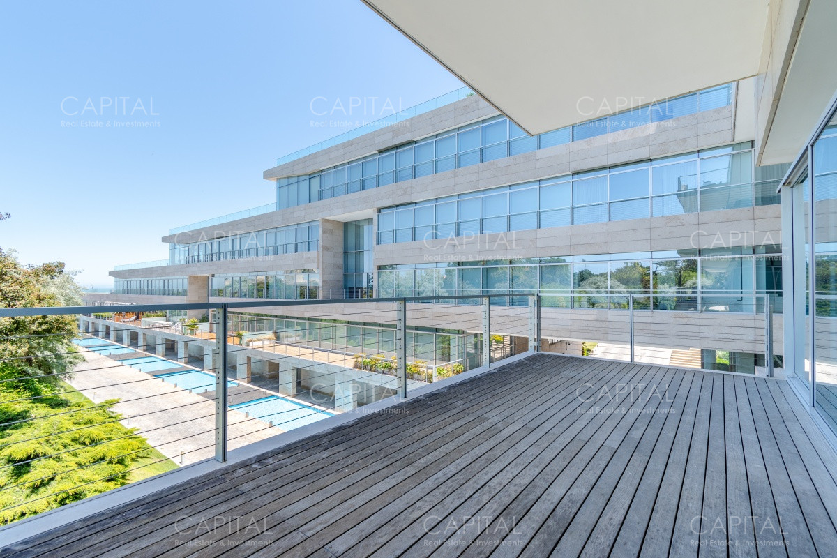 Apartamento ID.30146 - Excelente Apartamento en Acqua Punta del Este Tres suites en Venta en Primera línea, Playa Brava