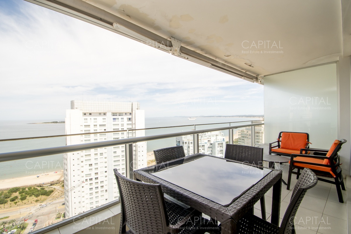 Apartamento ID.25836 - Apartamento Season Tower Playa Mansa 2 dormitorios Jacuzzi mirando al Mar