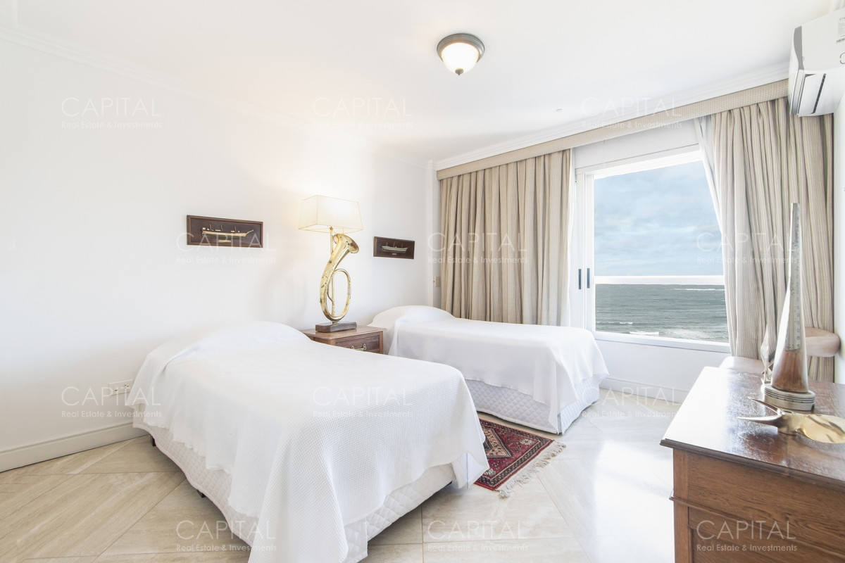 Apartamento ID.34785 - Apartamento frente al mar en Playa Brava en Venta