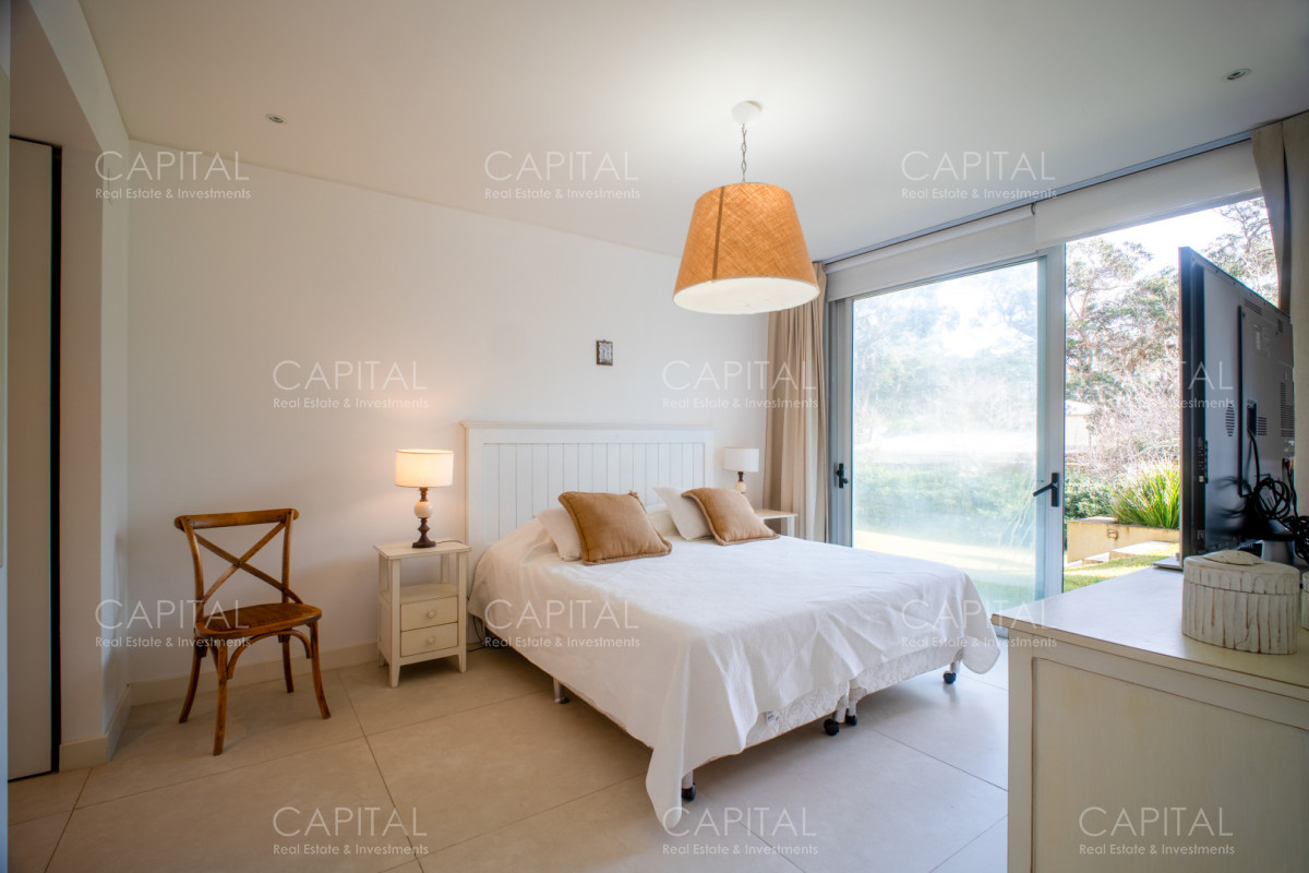 Apartamento ID.36855 - Manantiales 2 dormitorios y dependencia con parrillero a pasos del mar