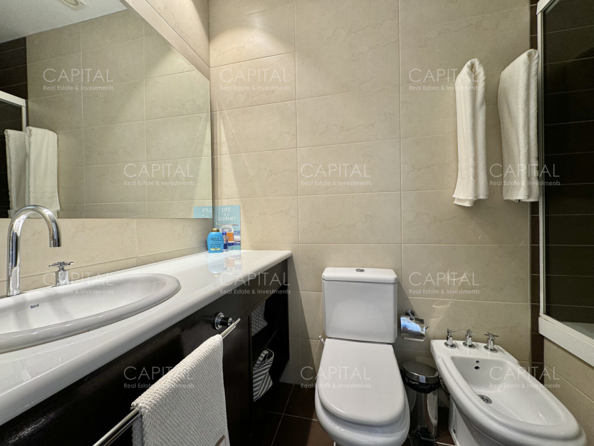 Apartamento ID.39802 - Penthouse Duplex con piscina y parrillero propio frente al Mar, en venta, Punta del Este