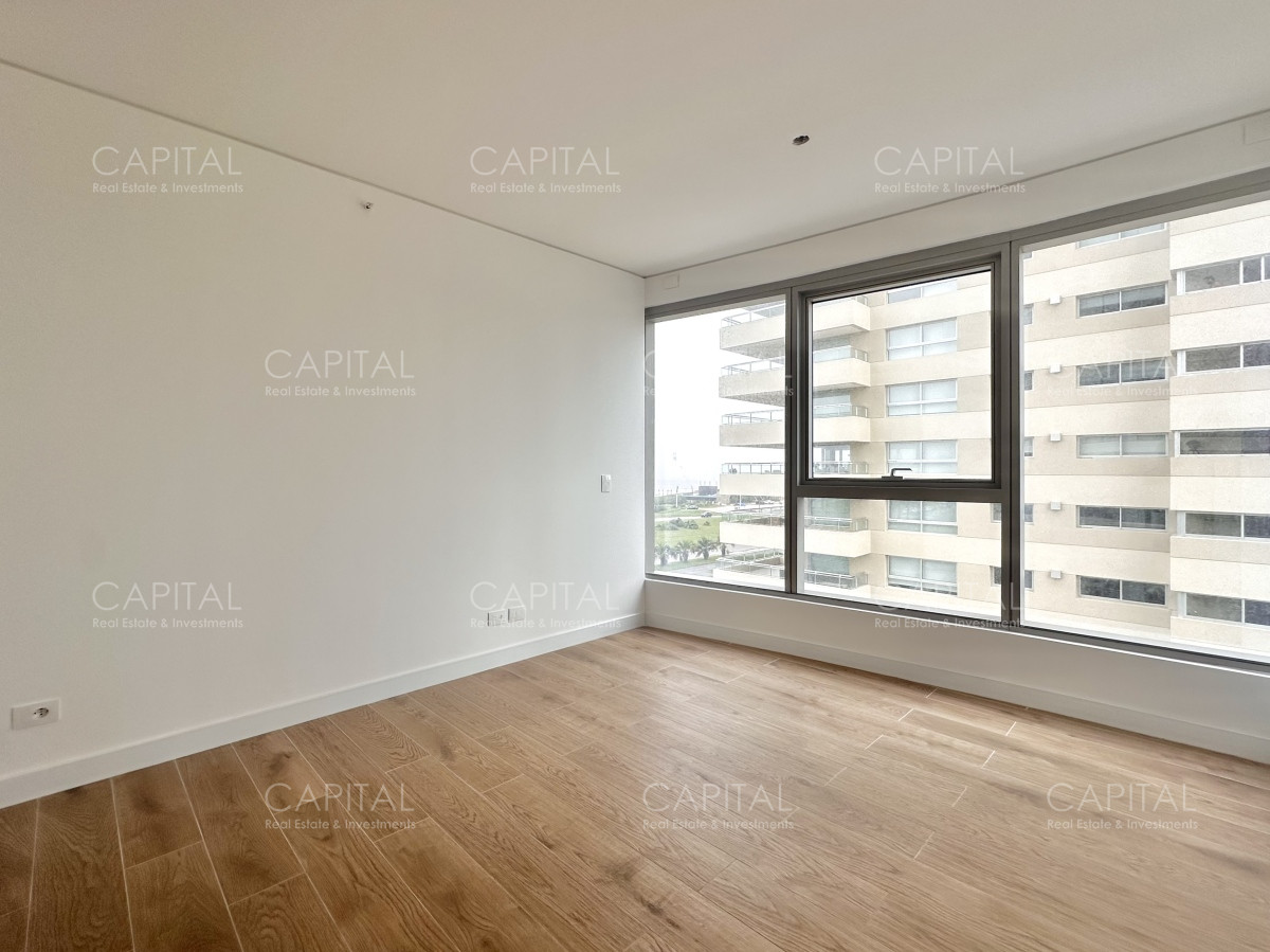 Apartamento ID.35172 - Trump Tower de tres dormitorios y dependencia en venta