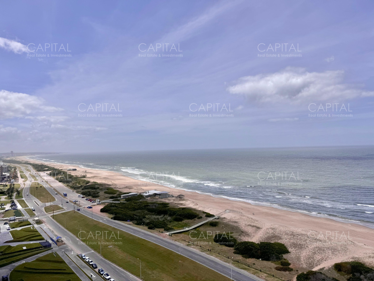 Apartamento ID.34282 - Trump Tower en Venta Apartamento primera linea de tres dormitorios en Playa Brava,Punta del Este  