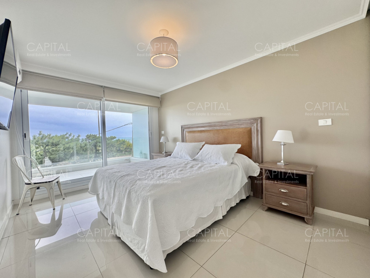Apartamento ID.34832 - Apartamento de dos dormitorios y dependencia en Horizonte Playa Mansa