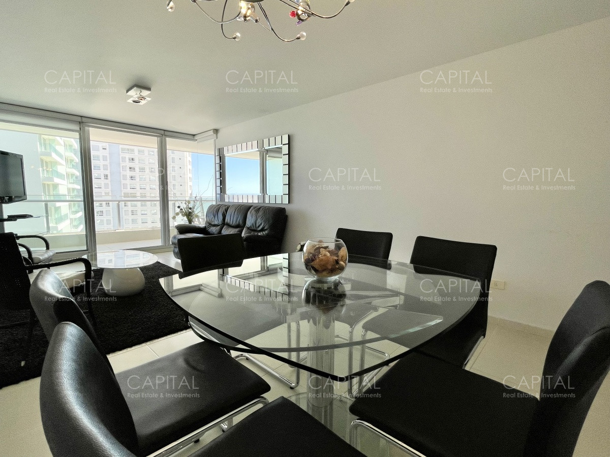 Apartamento ID.30388 - Apartamento de Dos dormitorios en Venta en Playa Mansa, Punta del Este